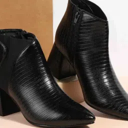 Metro Women's Black Casual Booties-picture-40