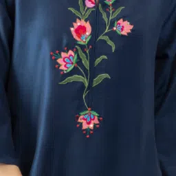 SHAYE Navy Cotton Embroidered Kurta image 5