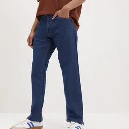 The Roadster Life Co. Men Relaxed Fit Mid-Rise Stretchable Jeans image 2