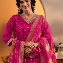 Libas Art Pink Straight Fit Woven Design Kurta Set image 5