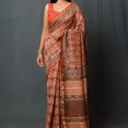 Unnati Silks Red Printed Saree With Unstitched Blouse-picture-35