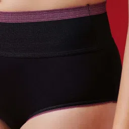 Clovia Black Cotton Regular Fit Panties image 5