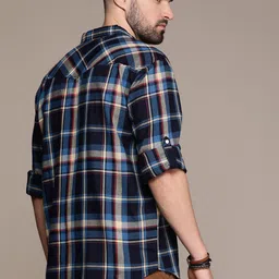 Roadster Men Relaxed Checked Oversized Casual Pure Cotton Shirt image 5