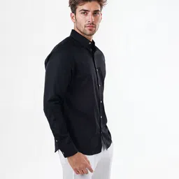 Celio Men Classic Fit Spread Collar Solid Cotton Casual Shirt image 5