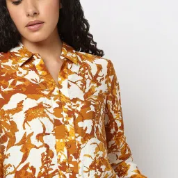 Vero Moda Snow White Printed Shirt image 5