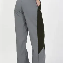 Bewakoof Grey Nylon Relaxed Fit Colourblocked Trouser image 5