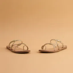 Eridani Women's Aapti Gold Toe Ring Sandals-picture-23