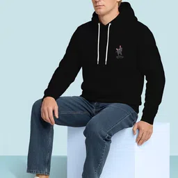 BUYTHATTRENDZ Men Printed Hooded Sweatshirt image 3