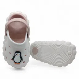 Lil Lollipop Penguin Applique Detailed With Back Strap Anti Slip Perforated Clogs - Cream image 5