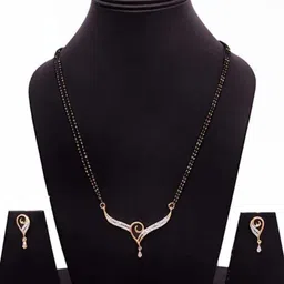 Sajni Stone-Studded Jewellery Set-picture-18