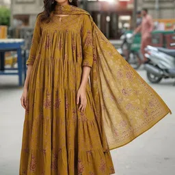 SZN Women Floral Printed Tiered Kurta & Palazzos With Dupatta-picture-13