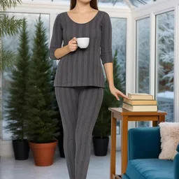 TRENDY RABBIT Women Round Neck Striped Thermal Set-picture-37