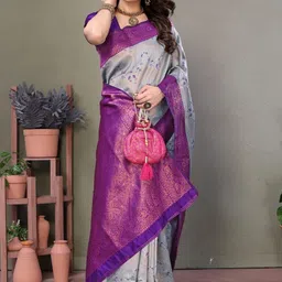 Snofi Creation Floral Woven Design Zari Kanjeevaram Saree image 5