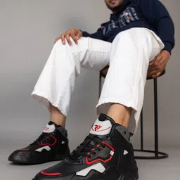 RUN SEVEN Men PU Sneakers image 4