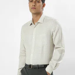 Louis Philippe Men Classic Regular Fit Spread Collar Checked Linen Formal Shirt image 2