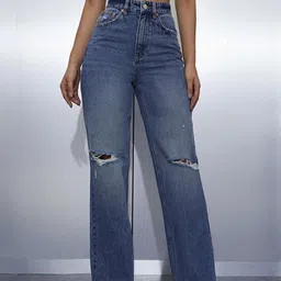 SZN Women Relaxed Fit High-Rise Highly Distressed Light Fade Stretchable Jeans image 2