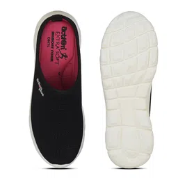 Action Women image 4