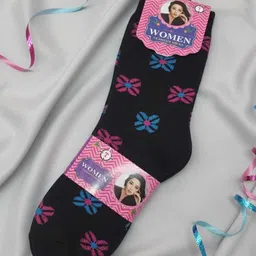 rngntc Women Solid, Woven Mid-Calf/Crew image 5