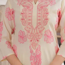 shree ramkrishna fab Women Floral Print Pure Cotton Straight Kurta image 4