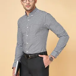 Peregrine by Pantaloons Black Cotton Slim Fit Checks Shirt-picture-42