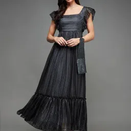 Miss Chase Black Relaxed Fit Maxi Dress-picture-42
