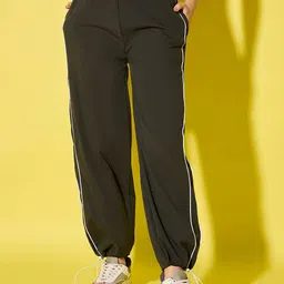 BUY NEW TREND Women Relaxed Fit High-Rise Wrinkle Free Joggers Trousers-image-14