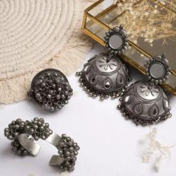 Teejh Pitara Collection Ranita Silver Oxidized Jewellery Set-picture-13