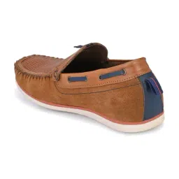 Hitz Men's Tan Casual Loafers image 2