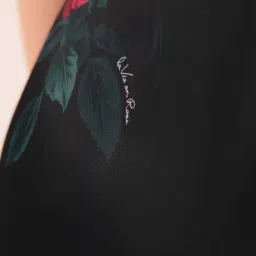 La Vie En Rose Red Rose Print Satin Nightie image 4