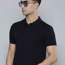 Levis Polo Collar Slim Fit T-shirt-picture-30