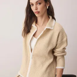 Trendyol Women Ribbed Cardigan with Fuzzy Detail-picture-33