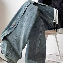 StyleCast Men Comfort Wide Leg Low-Rise Light Fade Stretchable Jeans image 2