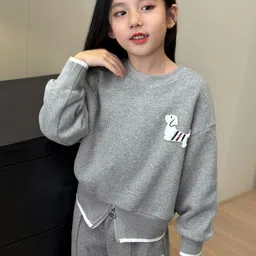 LULU & SKY Girls Round Neck Sweatshirt With Trousers image 5