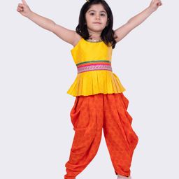 Twisha Sleeveless Abstract Printed Lace Embellished Dhoti Kurta Set - Yellow & Orange-picture-7