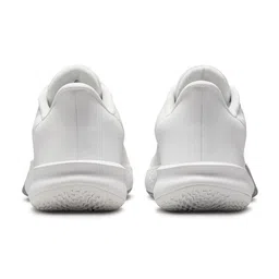 Nike Precision 7 Basketball Shoes image 3