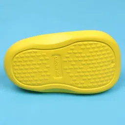 Cute Walk by Babyhug Back Strap Clousre Clogs With Ice Cream Applique - Yellow image 5