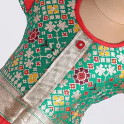 Bhartiya Paridhan Silk Woven Half Sleeves Floral Foil Printed Choli Lehenga Set - Red & Green image 4