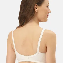 Inner Sense Pack of 3 Solid Non-Wired Non Padded Sustainable Maternity Bras IMBC001A_1A_1C image 5
