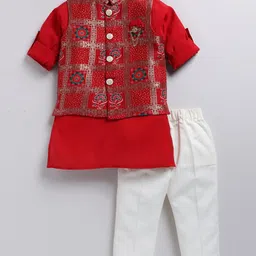 LITTLE COLLARS Full Sleeves Solid Kurta Pyjama With Floral Printed Jacket - Red-picture-18