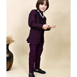 BT DEZINES Silk Woven Solid Sherwani Trouser With Full Sleeves Chevron Embroidered Jacket & Necklace Set - Wine image 5