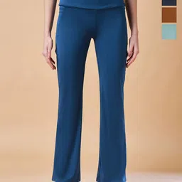 COLOR CAPITAL Pack Of 4 Solid High Rise Flared Gym Tights-picture-27