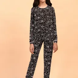 Ninos Dreams Girls Floral Printed Night suit-picture-55