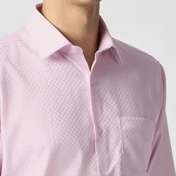 Van Heusen Men Textured Spread Collar Pure Cotton Formal Shirt image 4