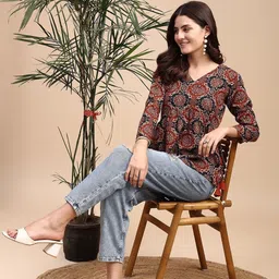 Youthnic Women Ajrak Print Alia cut Peplum Kurti With Tassles and Kodi image 5