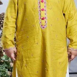 Vivedkids Boys Embroidered Regular Sequinned Pure Cotton Kurta with Trousers image 2