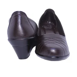 banuchi Adults-Women Black Casual Shoes image 1