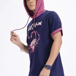 glitchez Graphic Pulse Printed Hooded T-shirt image 5