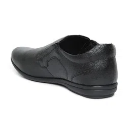 Red Chief Men Black Leather Semiformal Slip-Ons image 3