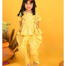 Saka Designs Jacquard Half Sleeves Leaves Foil Printed Kurta & Salwar Set - Yellow & Gold-picture-20