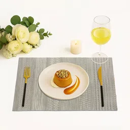 LUXEHOME INTERNATIONAL Grey & White 2 Pieces Textured Anti-Skid Table Placemats image 5